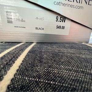 Black flats Women’s shoes. 9.5 wide